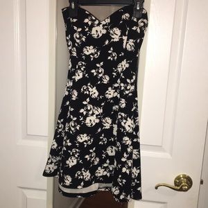 B&W floral dress